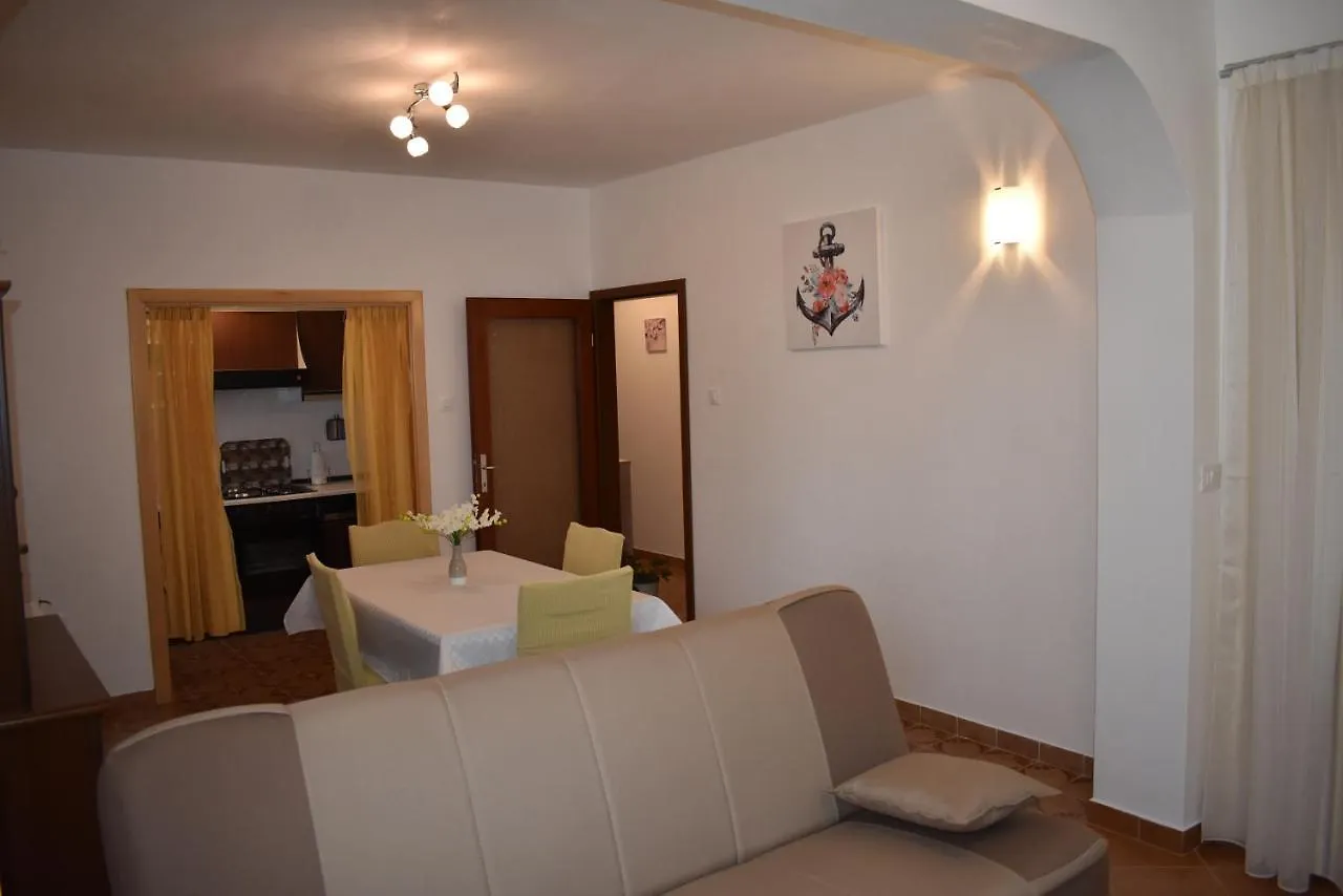 Apartament Apartman Plisko Pula